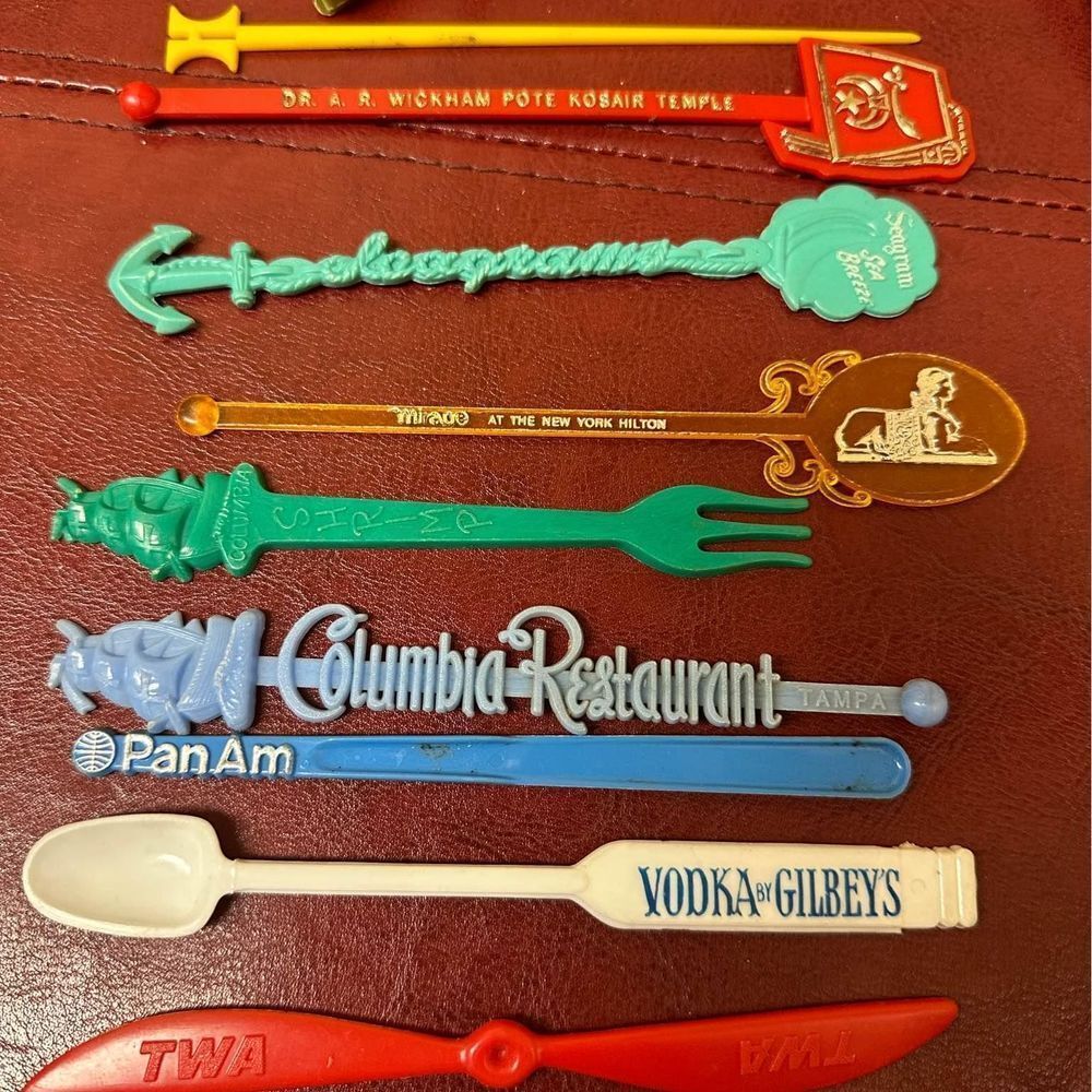 Vintage Swizzle Stick Lot 50+ Airline Tiki Barware Advertising Drink Stirrers - Picture 2 of 3